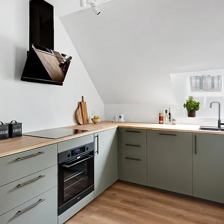Sanders Charm - Amazing Two-bedroom With Shared Garden